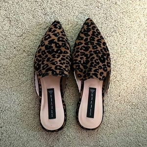 Leopard Pointed Mules